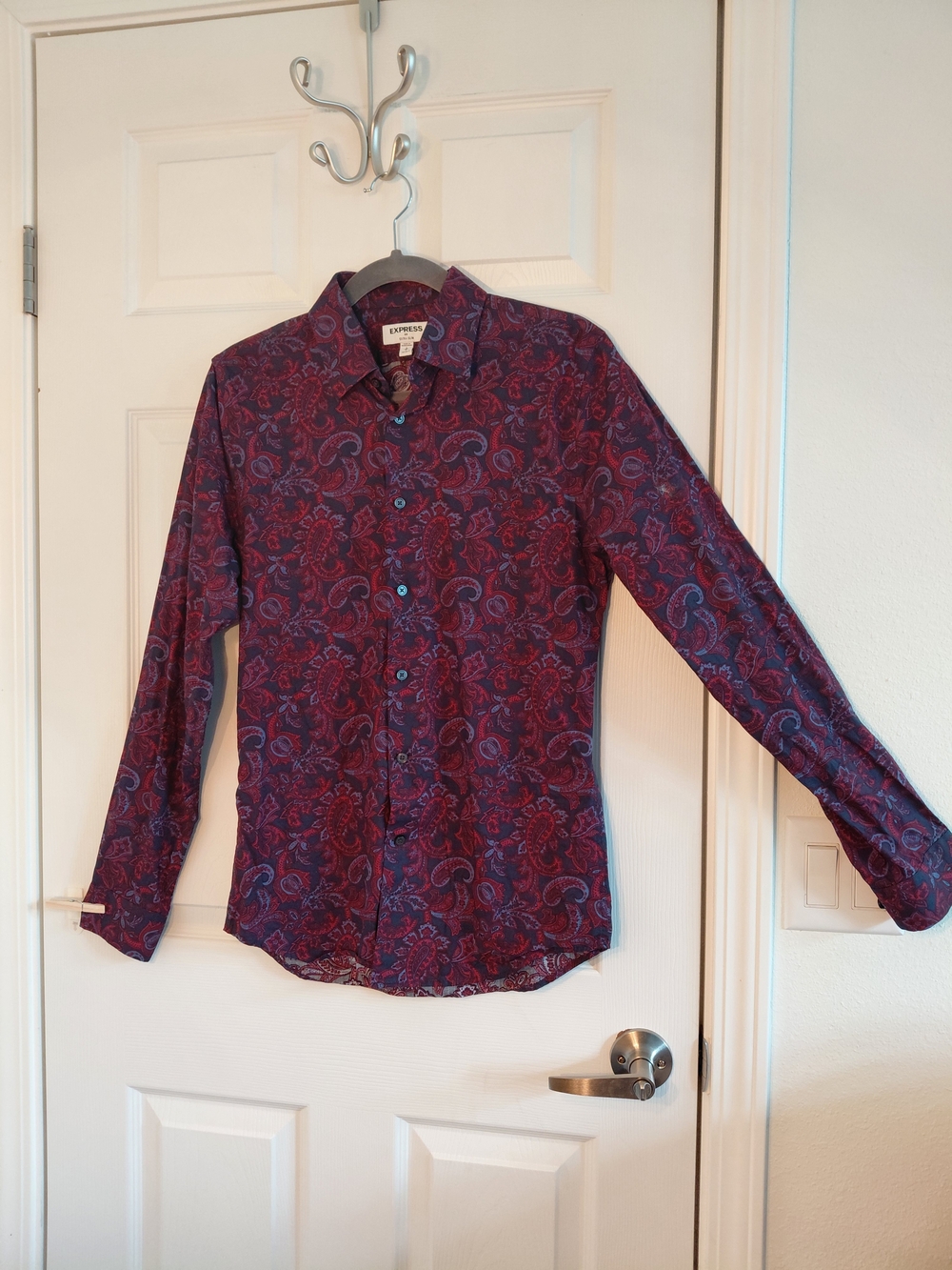Express Men's Long-Sleeve Paisley Button-Up Shirt - Burgundy/Blue
